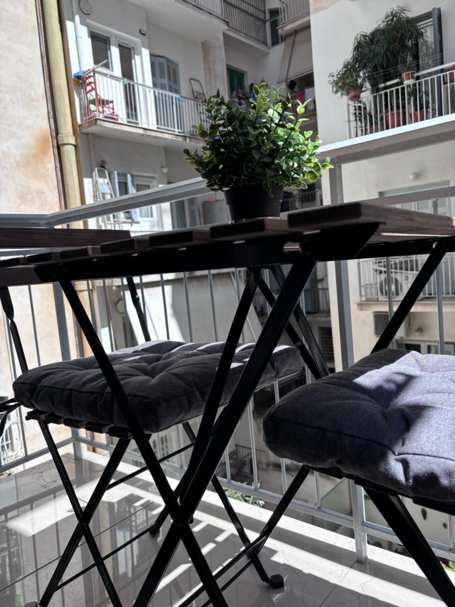 Cozy Apartment In The Heart Of Athens Exterior photo