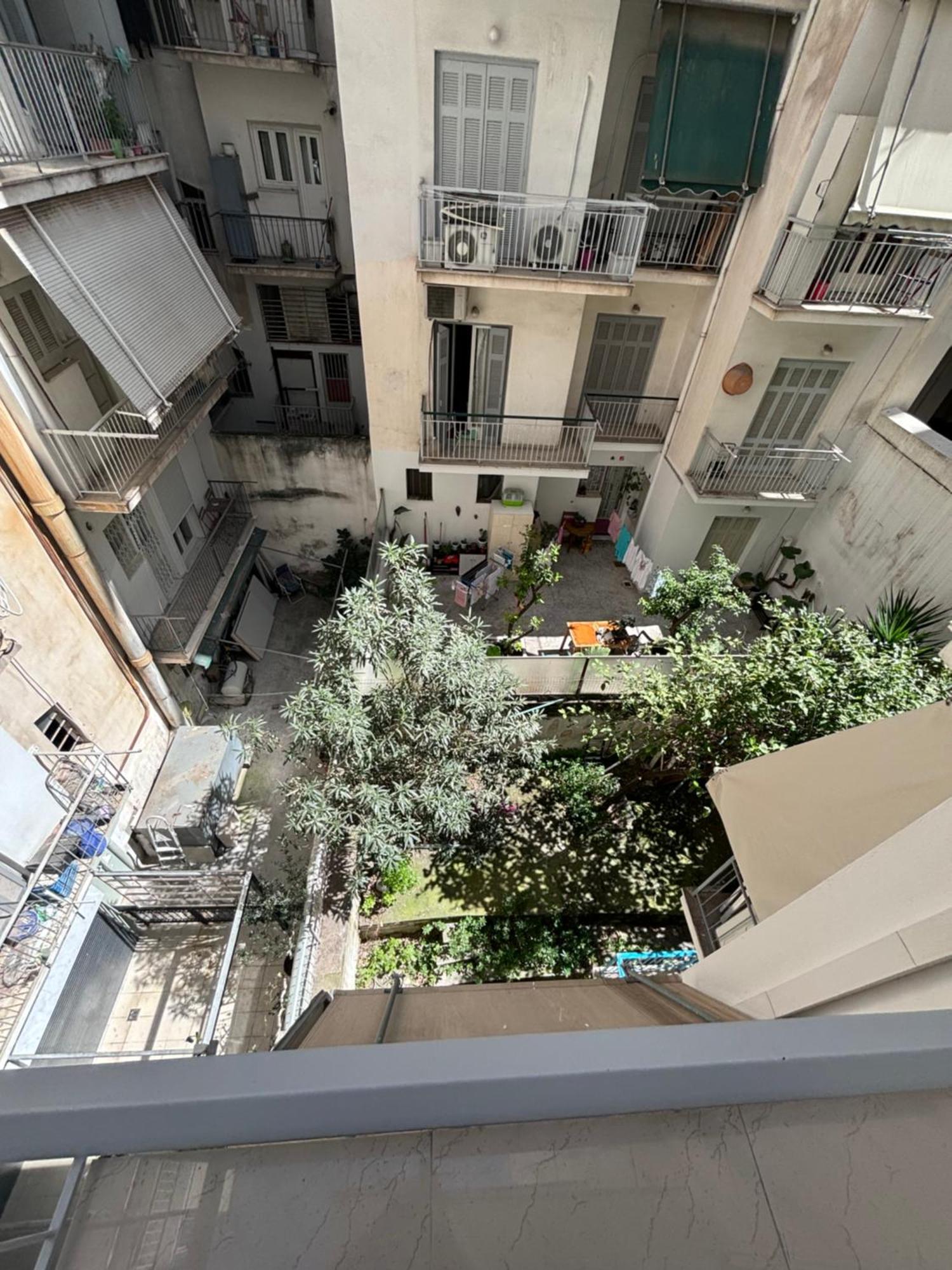 Cozy Apartment In The Heart Of Athens Exterior photo